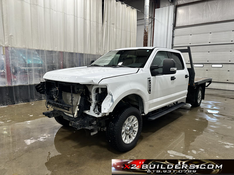 2021 Ford F-350 XLT Super Duty Flatbed 4x4